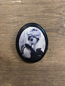 SPILLA CAMEO AUDREY DONNA BIANCO NERO SONATA
